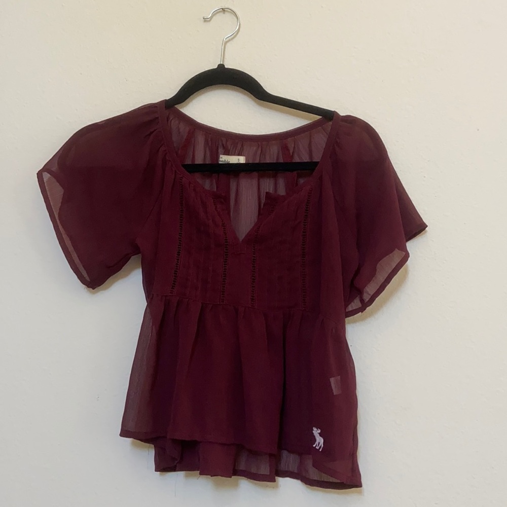 ABERCROMBIE KIDS SIZE SMALL FITS LIKE AN XS WOMENS